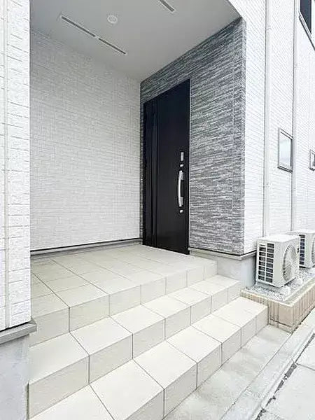 Relatively new detached house in popular residential area, Tokyo