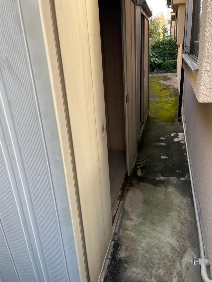 A House in the Katsurazaka Neighborhood of Kyoto