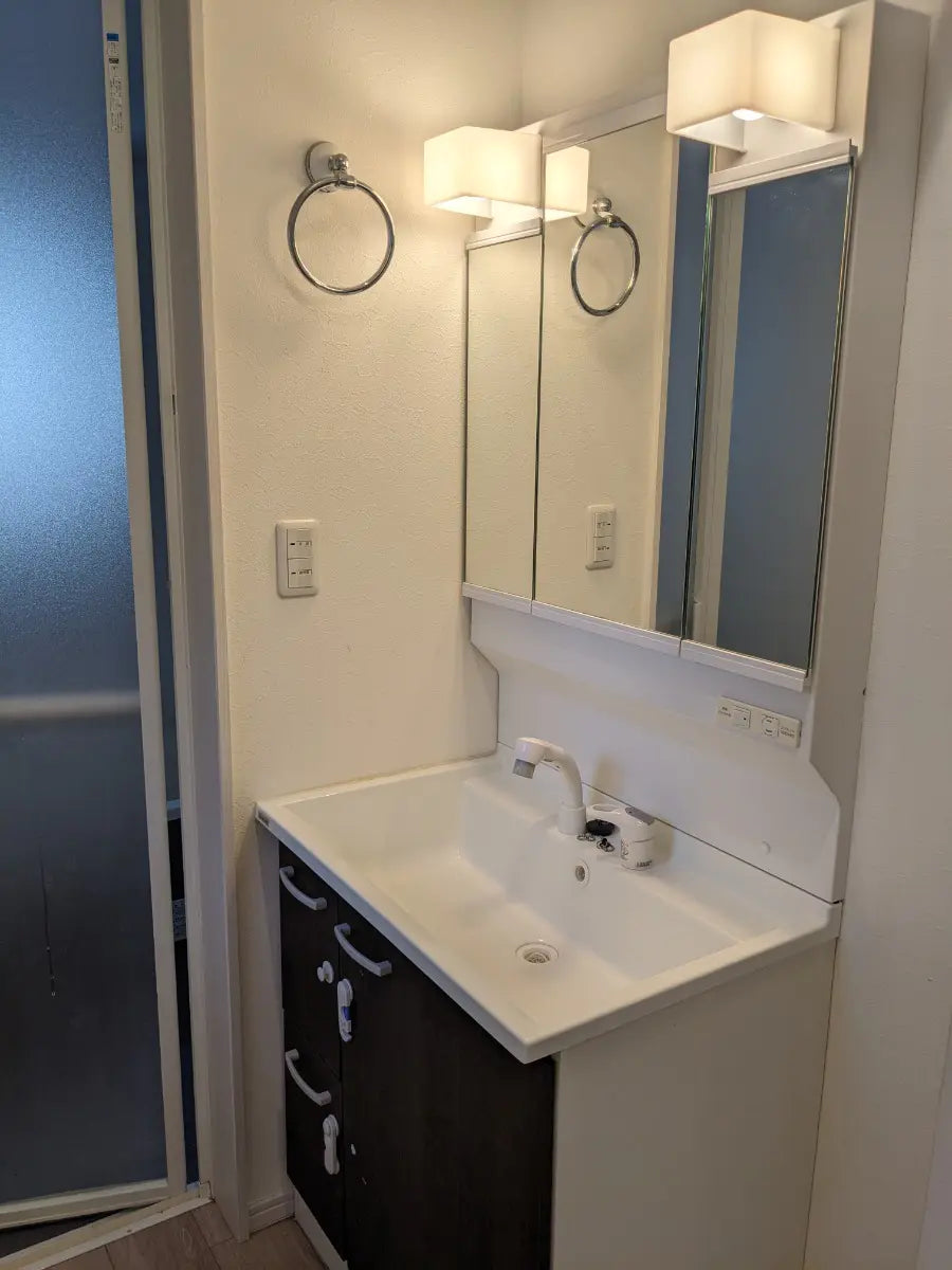 Valuable location,good access to highway and Airbnb Zoning Property in Sapporo