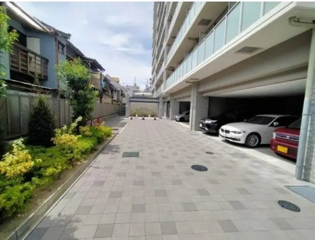 ESLEAD KYOBASHI GRAND TERRACE