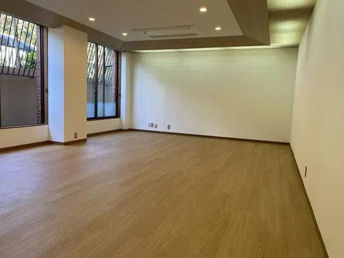 Miryo Oiwa, Yamashina Ward, Kyoto City, Kyoto Prefecture