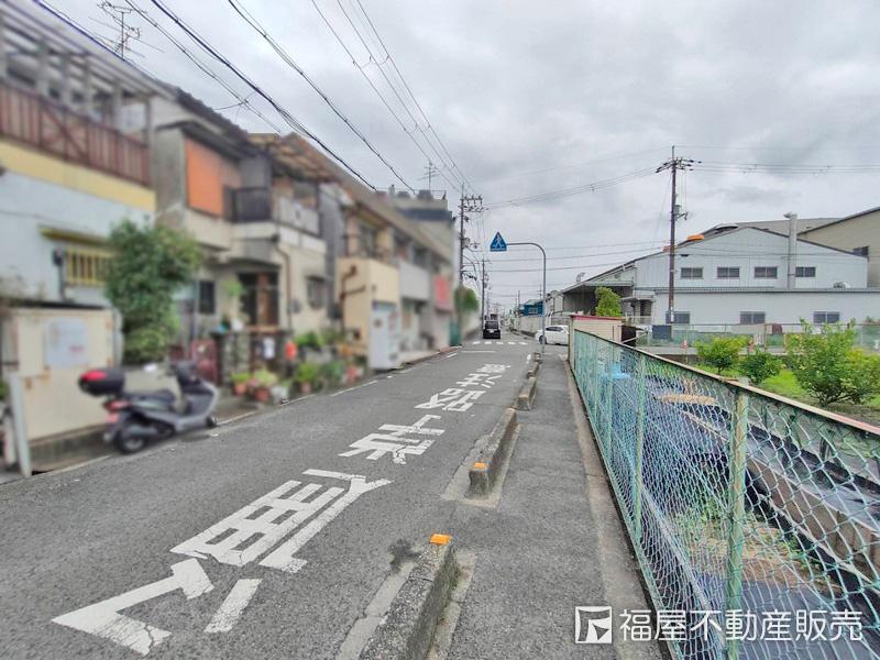 Kuzuhara 2, Neyagawa City, Osaka Prefecture