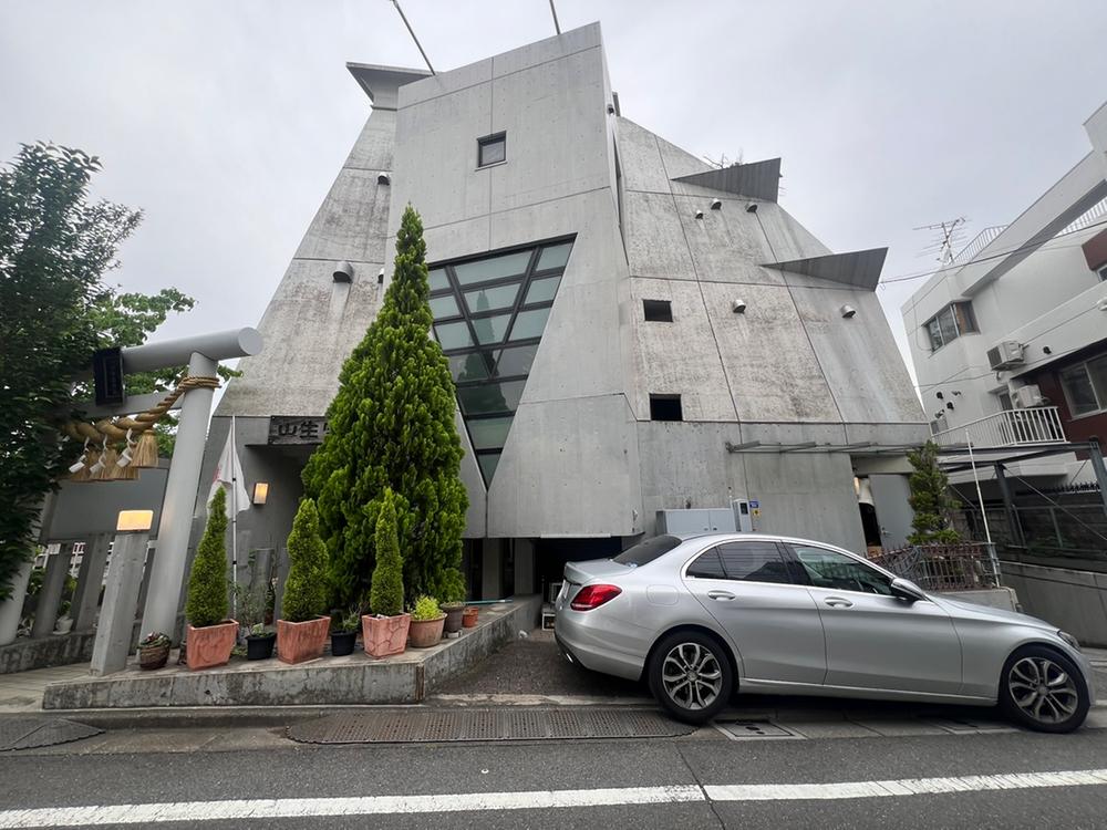 Honmachi 2, Nakano-ku, Tokyo