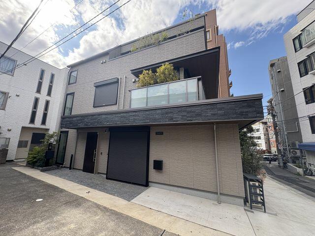 Jingumae 3-chome, Shibuya-ku, Tokyo