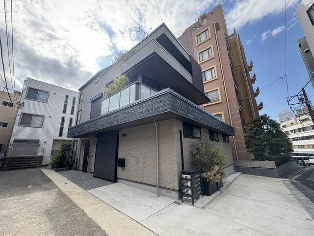 Jingumae 3-chome, Shibuya-ku, Tokyo