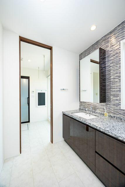 Hinode 6-chome, Urayasu City, Chiba Prefecture