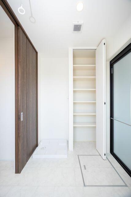 Hinode 6-chome, Urayasu City, Chiba Prefecture