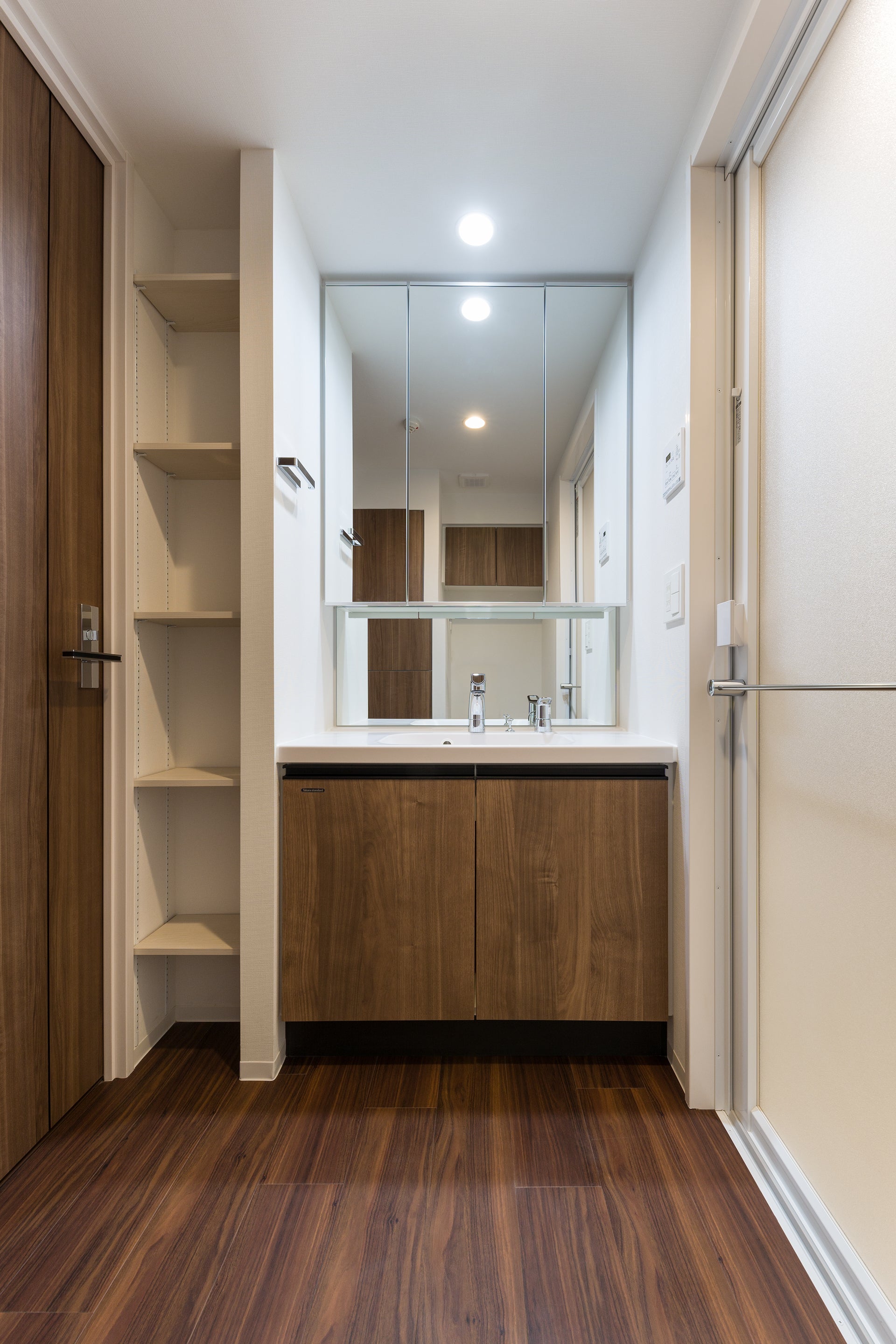 CREVISTA Ukimafunado — Apartemen 2LDK di Tokyo