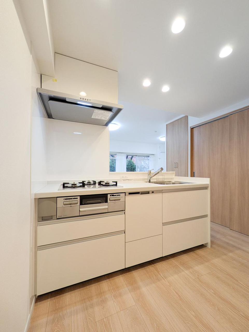 Eishin Tachibana Heights