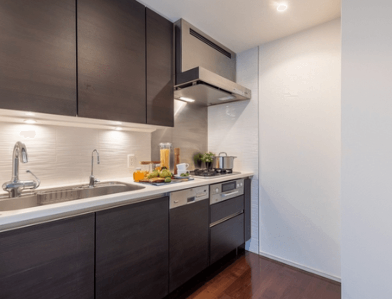 Akasaka Tower Residence Top of the Hill - PDJ Indonesia