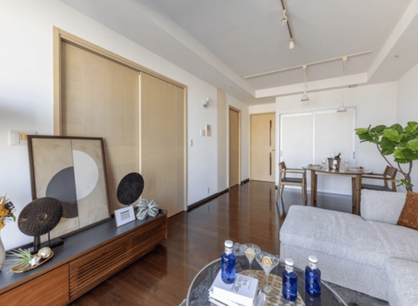 Akasaka Tower Residence Top of the Hill - PDJ Indonesia