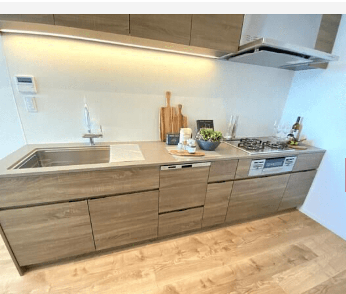 BAY　CREST　TOWER - PDJ Indonesia