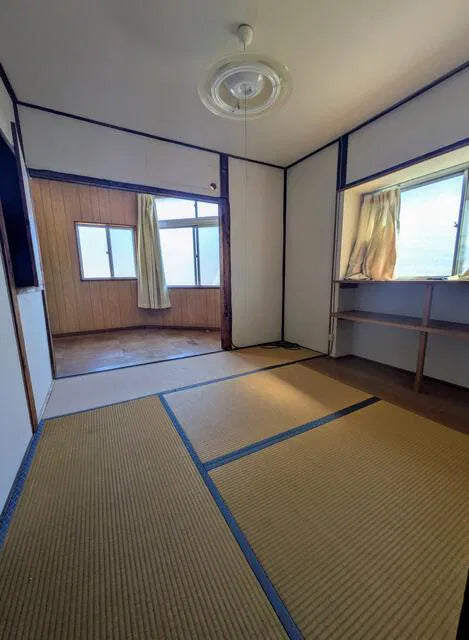 Rumah 2 Lantai di Taisho-ku Osaka – 3DK
