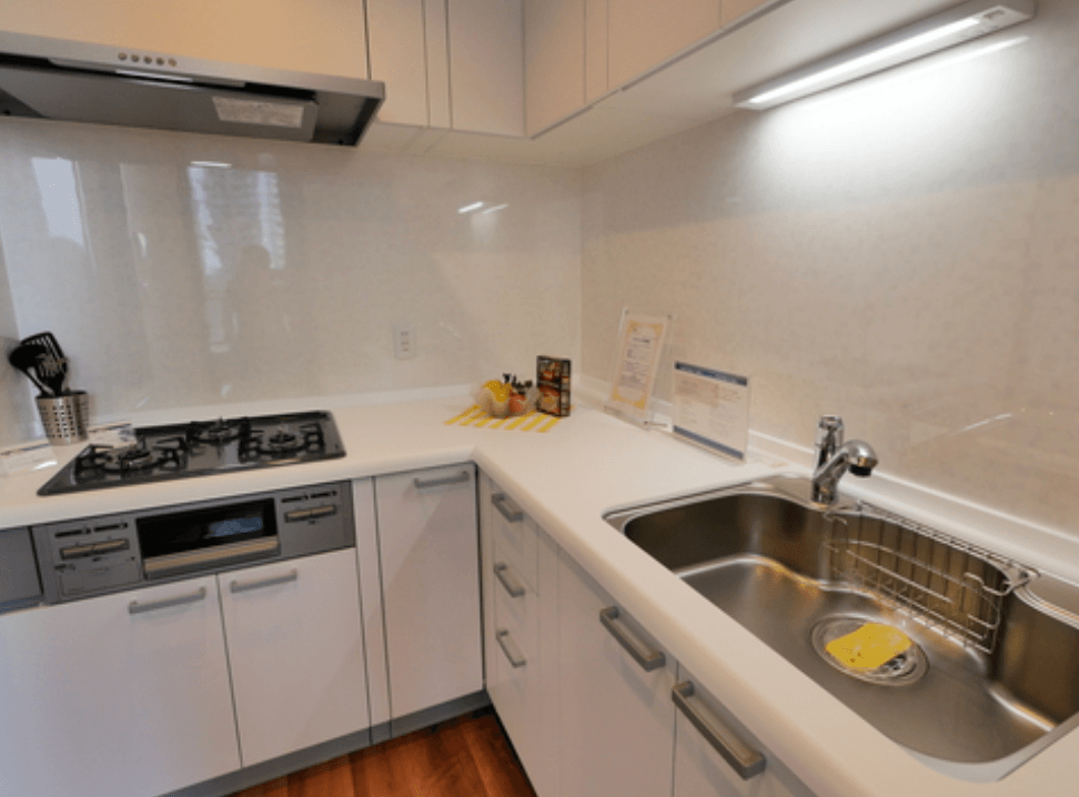 CONCIERIA Nishishinjuku TOWER' S WEST - PDJ Indonesia