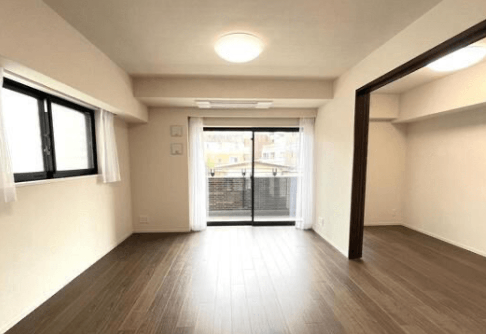 Crevia SHIBUYA TOMIGAYA - PDJ Indonesia