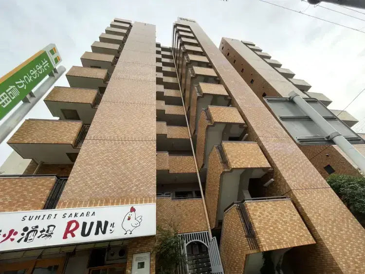 1R Apartment Osaka – High Yield