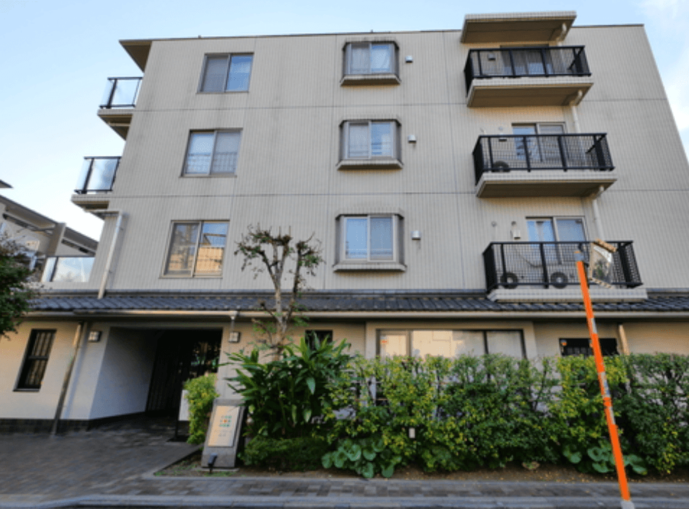 Maison veil Kashiwagi - PDJ Indonesia