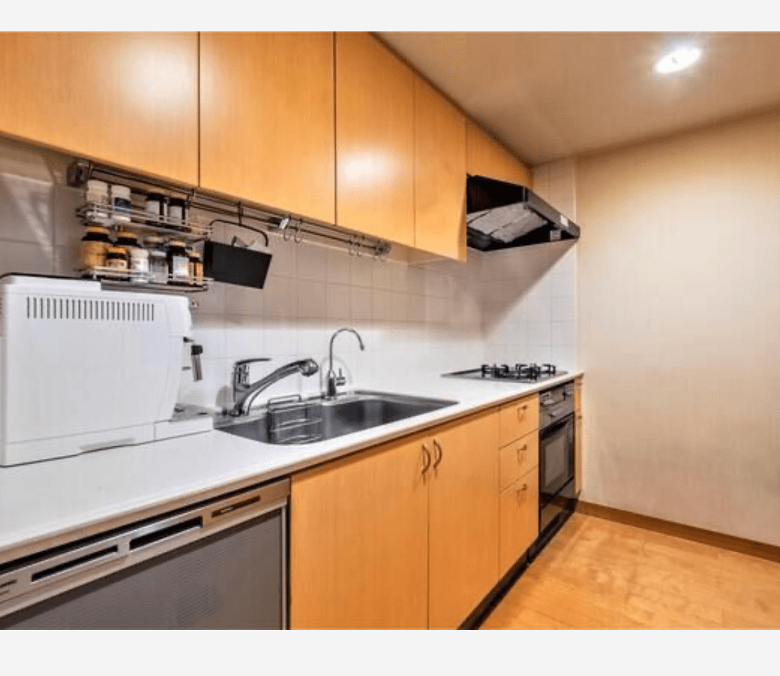 Park ･ Court Azabu Toriizaka - PDJ Indonesia