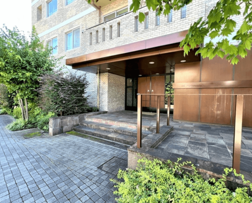 Park Court Ichigayanakanocho - PDJ Indonesia