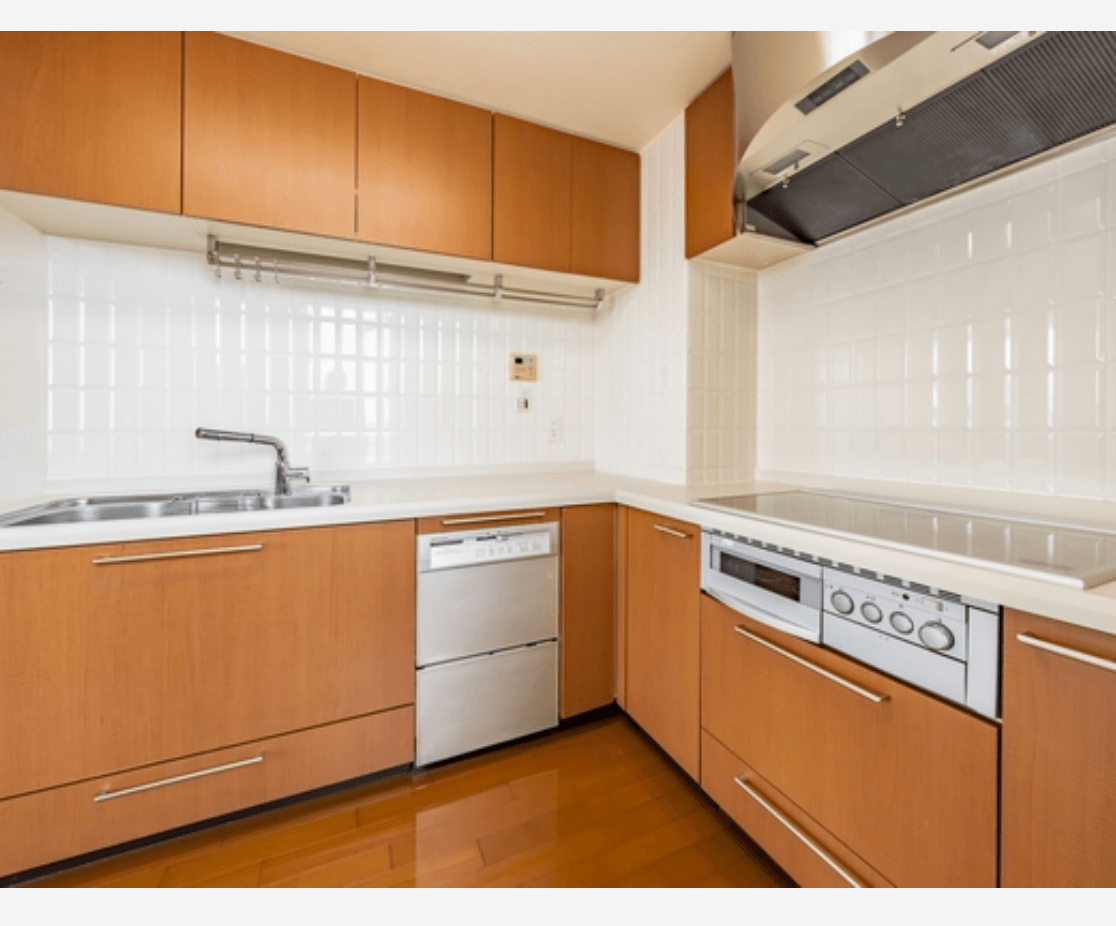 THE Tower ･ Grandia - PDJ Indonesia