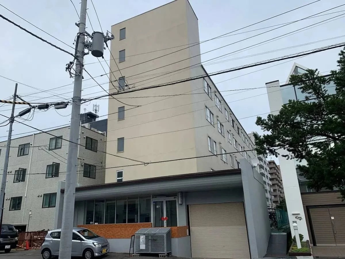 1 LDK Fully-Renovated Property Surrounded by Nature in Maruyama - PDJ Indonesia