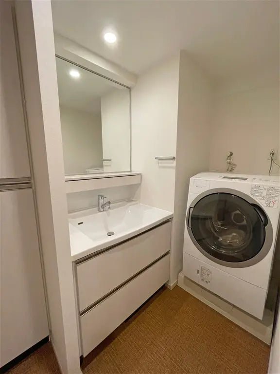 1Bed Apartment in Tomigusuku-shi, Okinawa - PDJ Indonesia