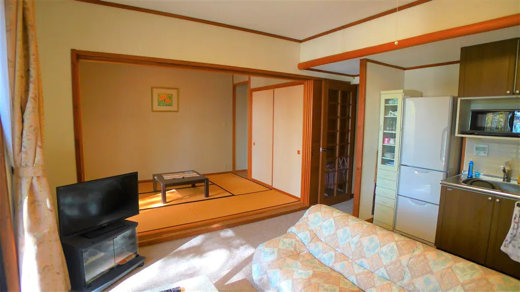 2Beds Apartment in Chino-shi, Nagano - PDJ Indonesia