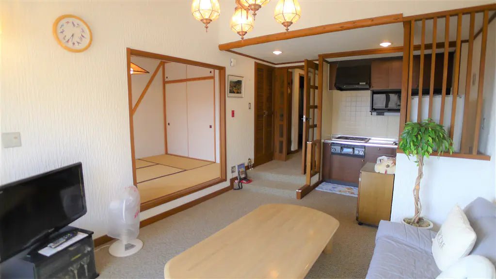 2Beds Apartment in Chino-shi, Nagano - PDJ Indonesia