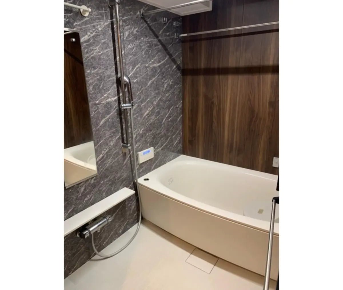 3 Bedrooms Apartment in Shinjuku-ku Tokyo - PDJ Indonesia