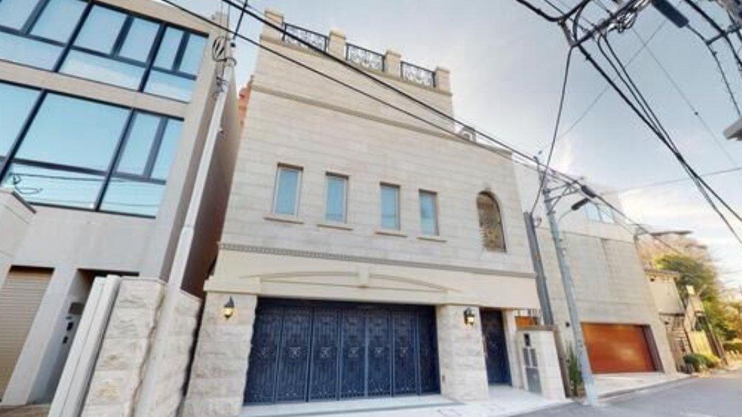 3, Minamiazabu, Minato-ku HOUSE - PDJ Indonesia