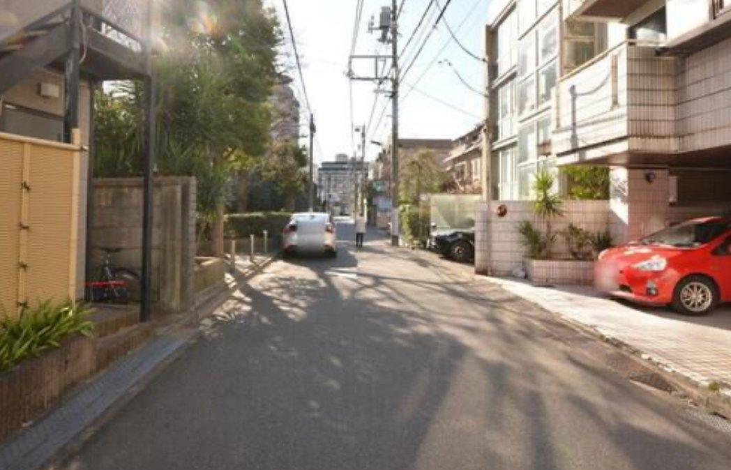 3, Minamiazabu, Minato-ku HOUSE - PDJ Indonesia