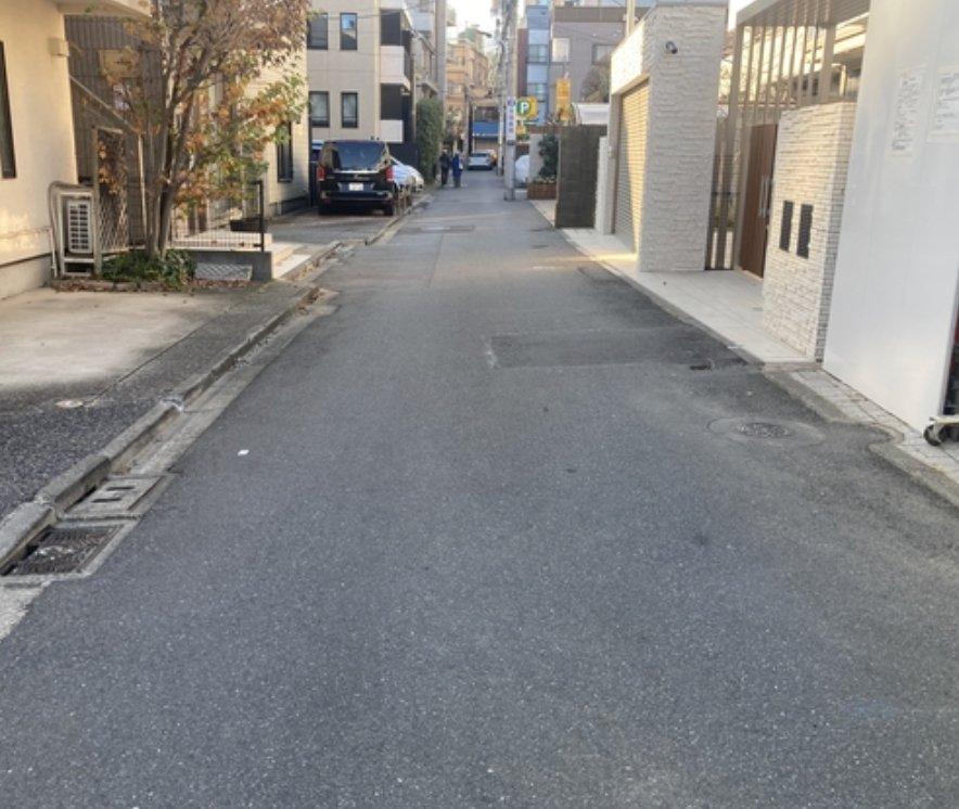 4, Nishiazabu, Minato-ku HOUSE - PDJ Indonesia