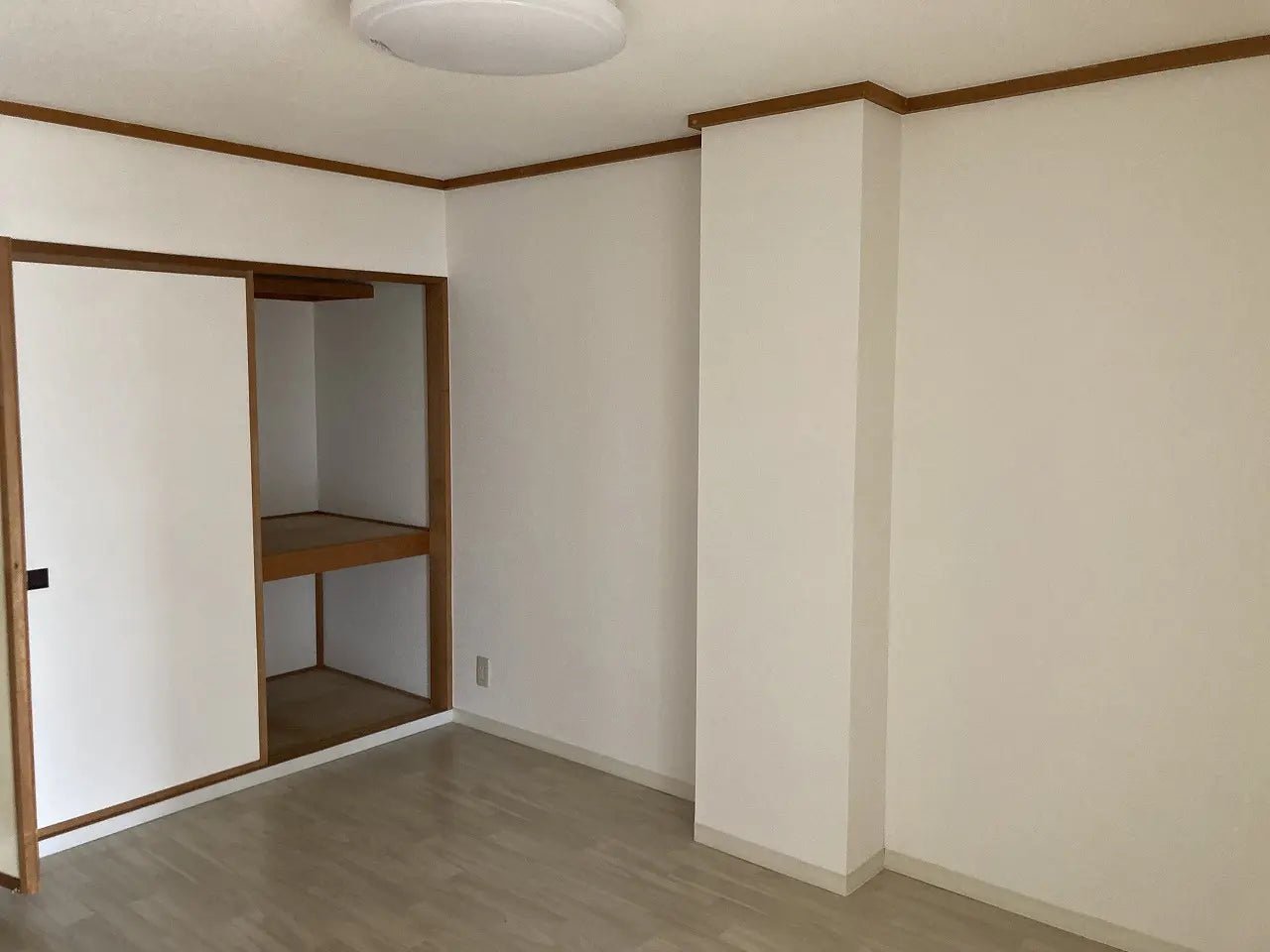 Apartment Building in Higashi-ku,Sapporo-shi, Hokkaido - PDJ Indonesia