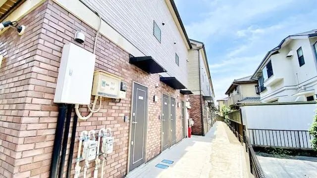 Apartment Building in Setagaya-ku, Tokyo - PDJ Indonesia