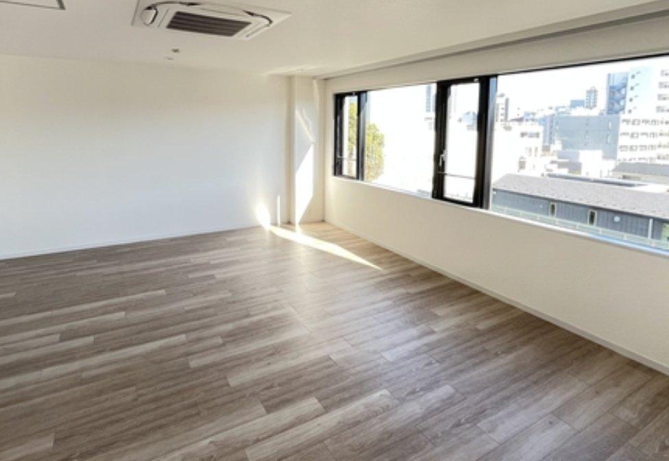 Crest Court SADOHARA - PDJ Indonesia