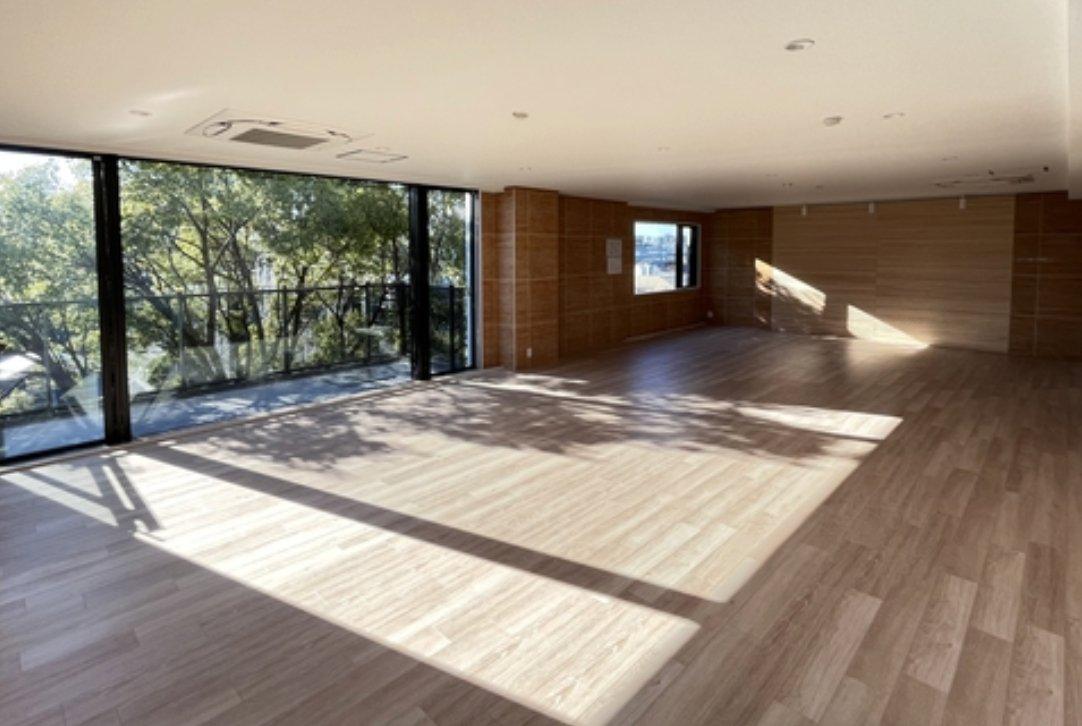 Crest Court SADOHARA - PDJ Indonesia