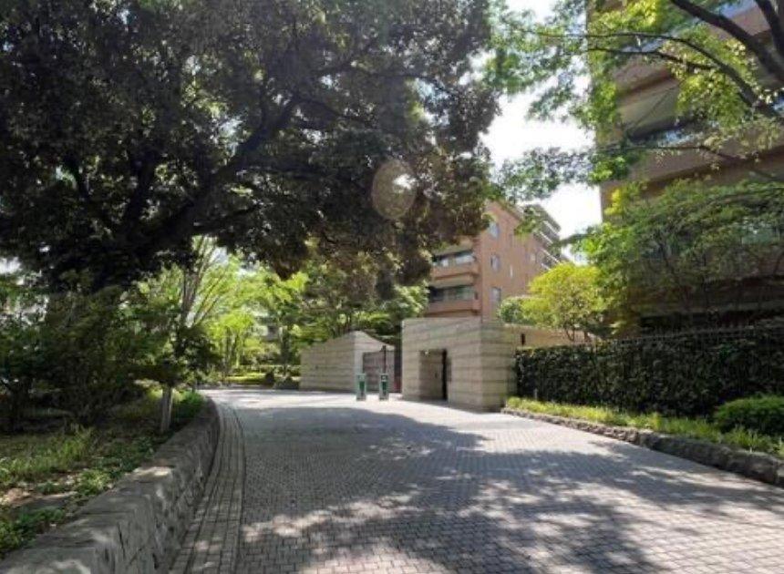 Hiroo garden Forest G Building - PDJ Indonesia