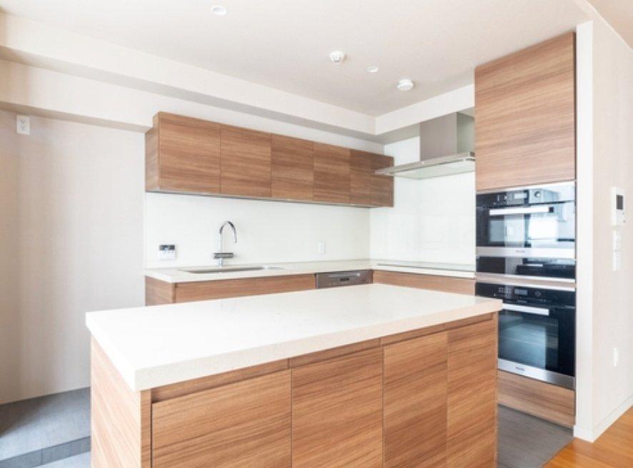 IKSIKS Azabujuban - PDJ Indonesia