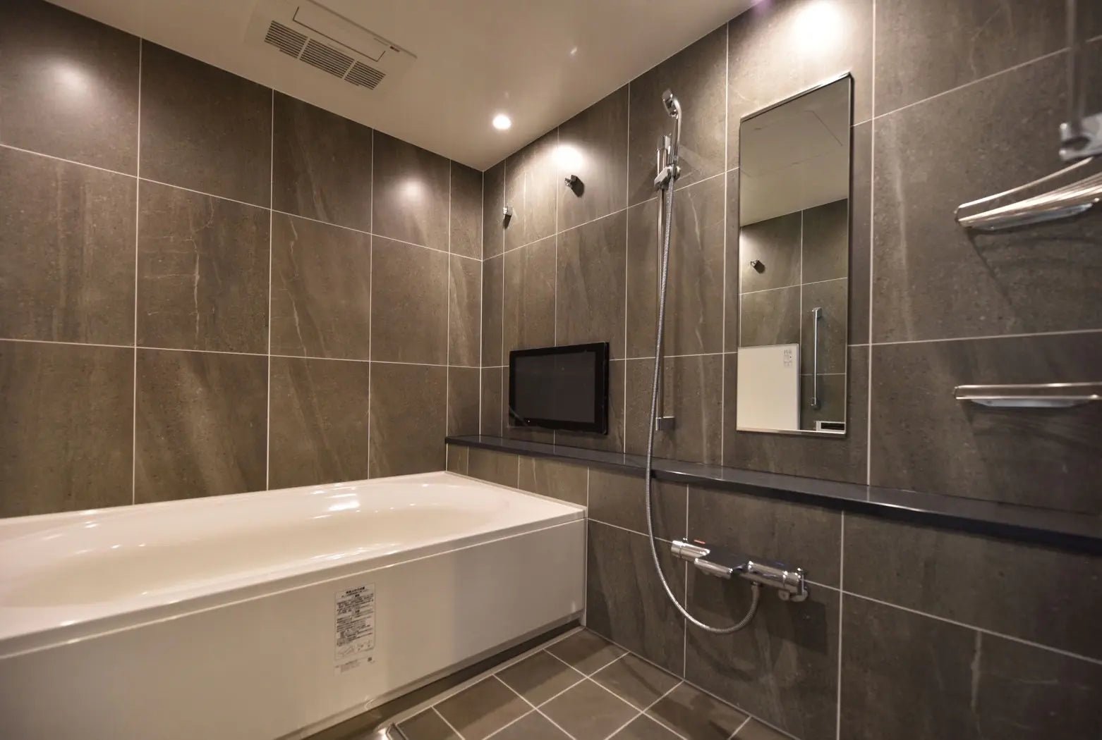 Lions Tower Sapporo Penthouse - PDJ Indonesia