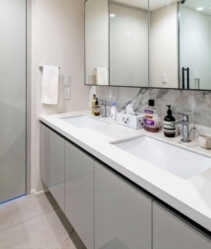 Park Court Aoyama The Tower - PDJ Indonesia