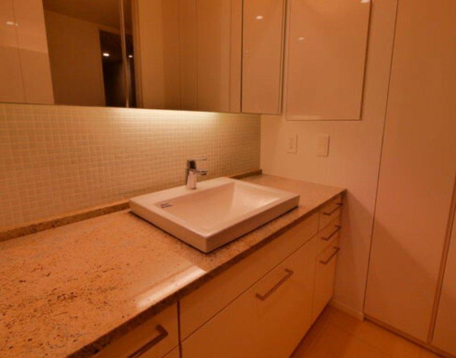 Park Court Chiyoda Fujimi The Tower - PDJ Indonesia