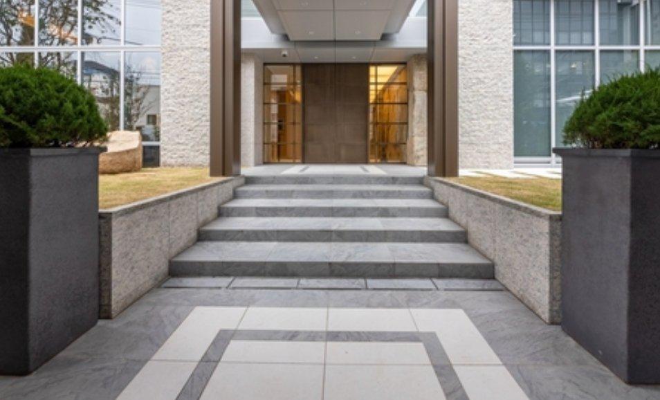 Park Court Chiyoda Yonbancho - PDJ Indonesia