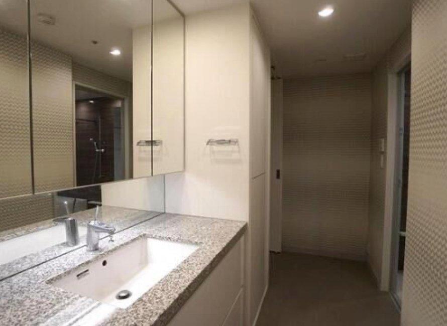 Park Court Shibuya The Tower - PDJ Indonesia