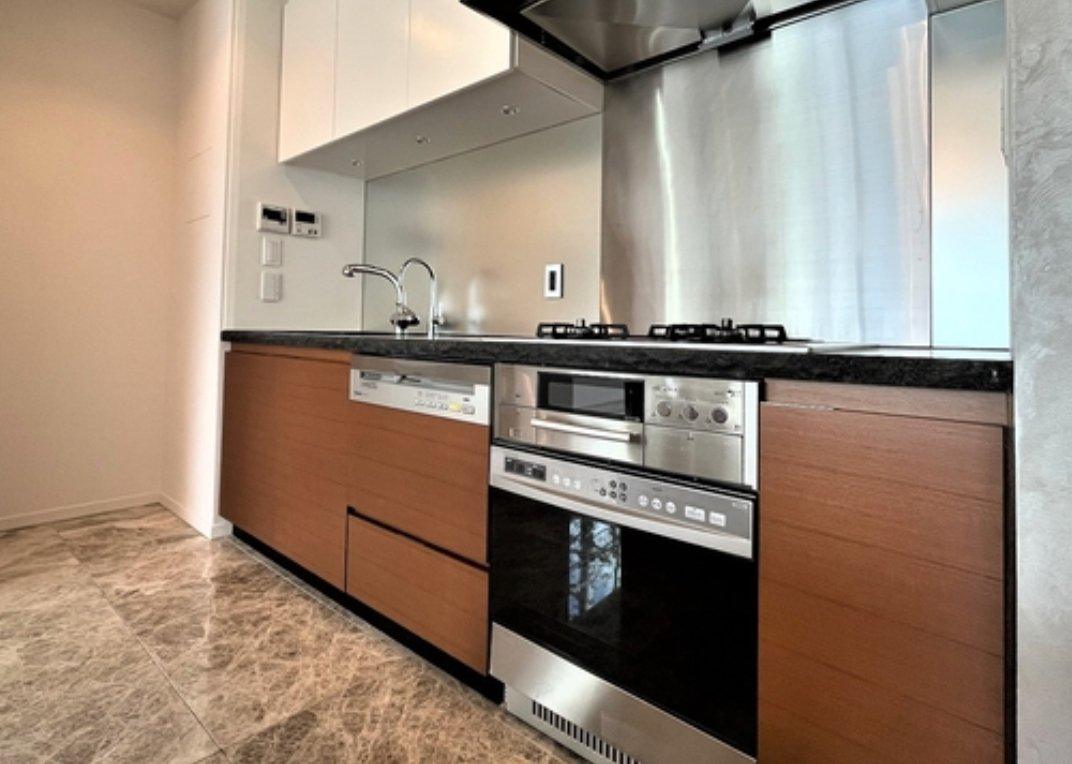 Park Mansion Roppongi - PDJ Indonesia