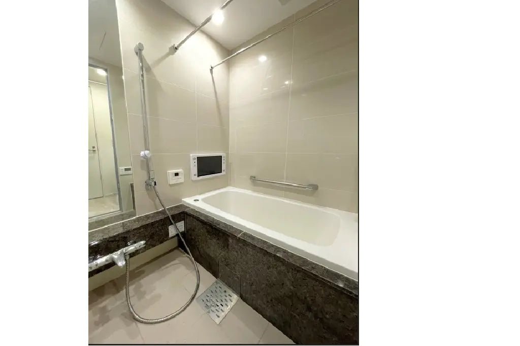 PREMIST YOYOGIKOEN PARK FRONT - PDJ Indonesia