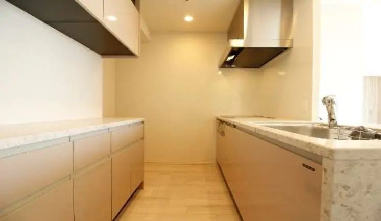 PREMISTTOWER UTUBOHONMACHI - PDJ Indonesia