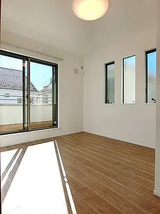 Proud Season Hibarigaoka House - PDJ Indonesia