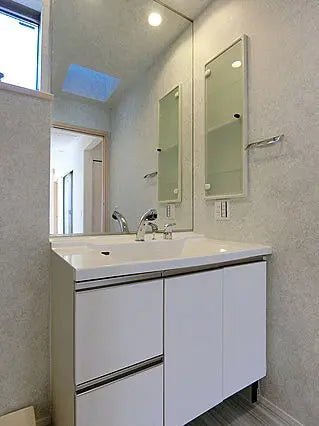 Proud Season Hibarigaoka House - PDJ Indonesia