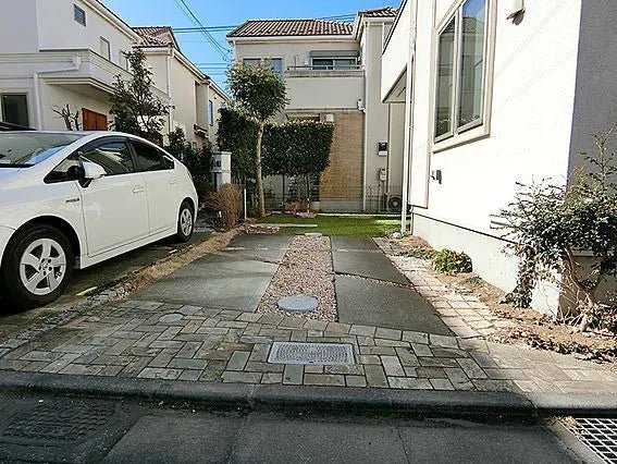 Proud Season Hibarigaoka House - PDJ Indonesia