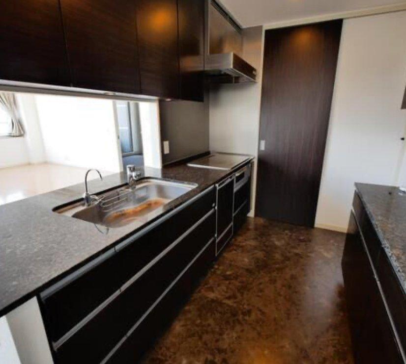 PROUD Tower Chiyoda Fujimi - PDJ Indonesia